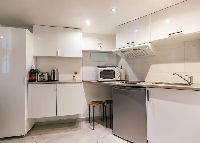 Apartment Mba Splendide - Reaumur - Centre *